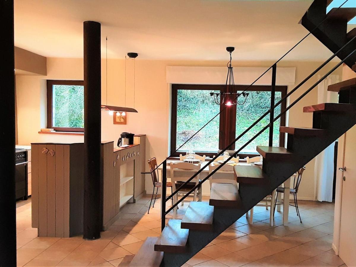 Quaint Holiday Home In Robechies Amid Meadows Chimay Exterior photo